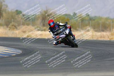 media/Mar-28-2022-Superbike Trackdays (Mon) [[b8603d0f67]]/Open Track Time/Turn 7/